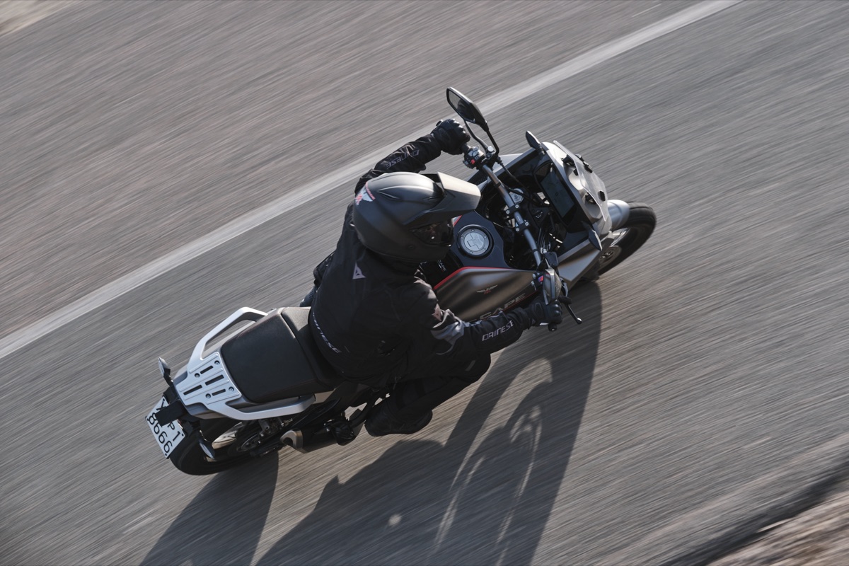 X-Cape 650 Alloy - Imagem 4